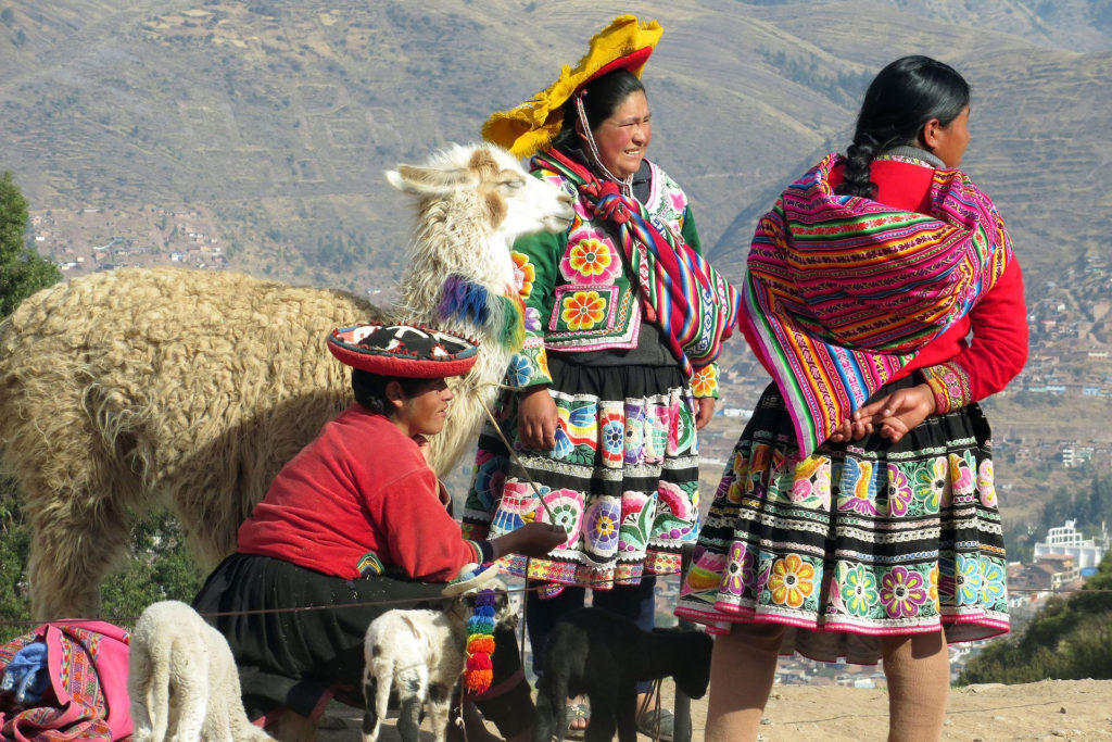Peru women traditional costume