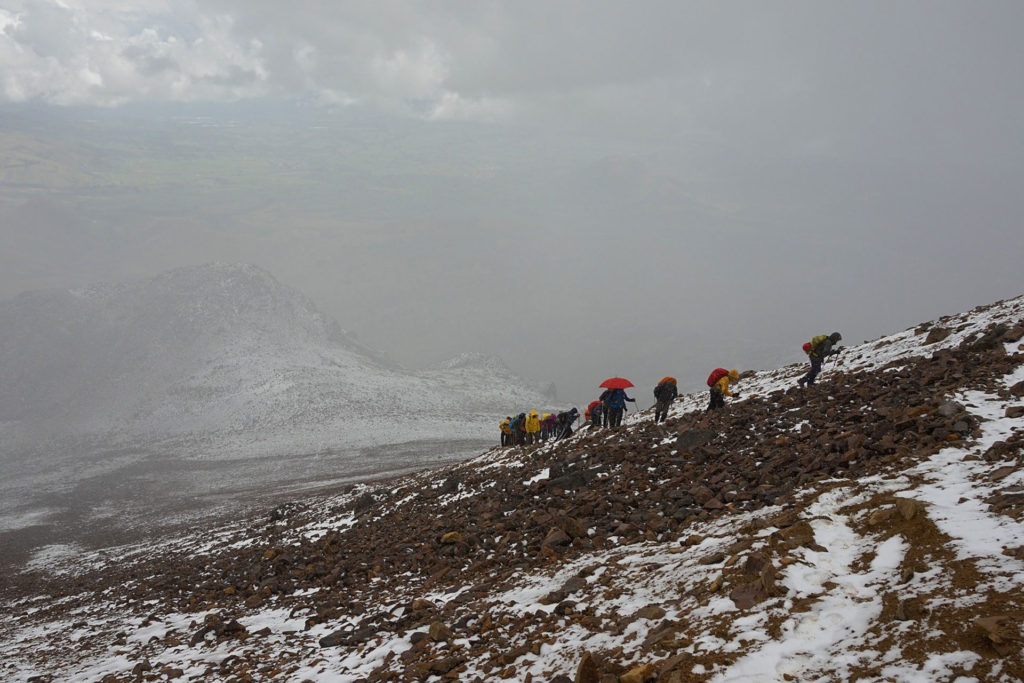 Illiniza Arenal Ecuador hiking