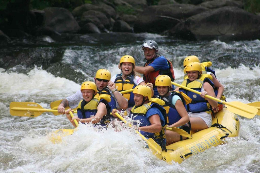 Team rafting white water